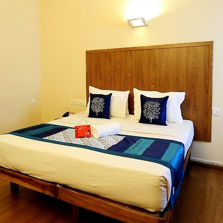 Oyo 2887 Hotel Sn International Kumily Dış mekan fotoğraf